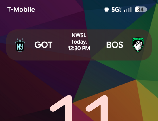 Sports scores on the home screen 